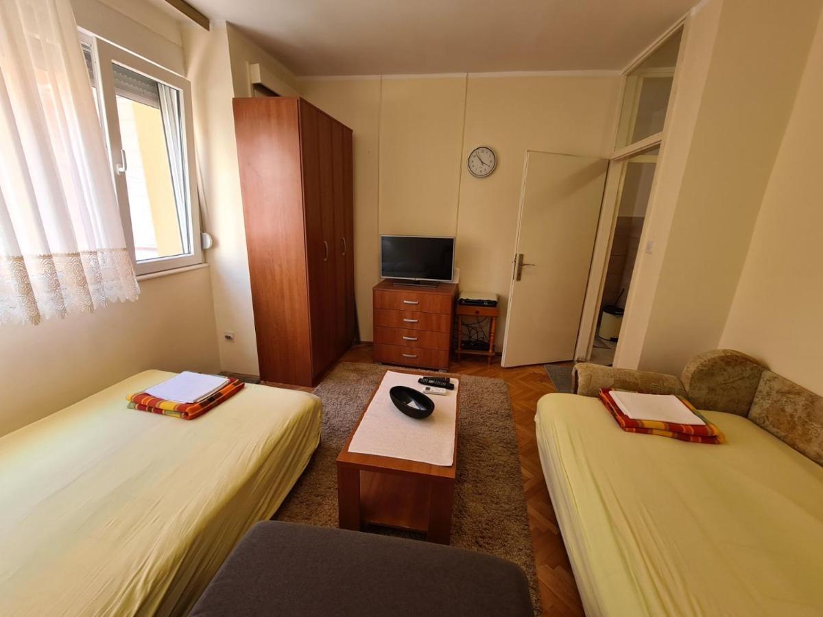 City Centar Apartment Tivat Luaran gambar
